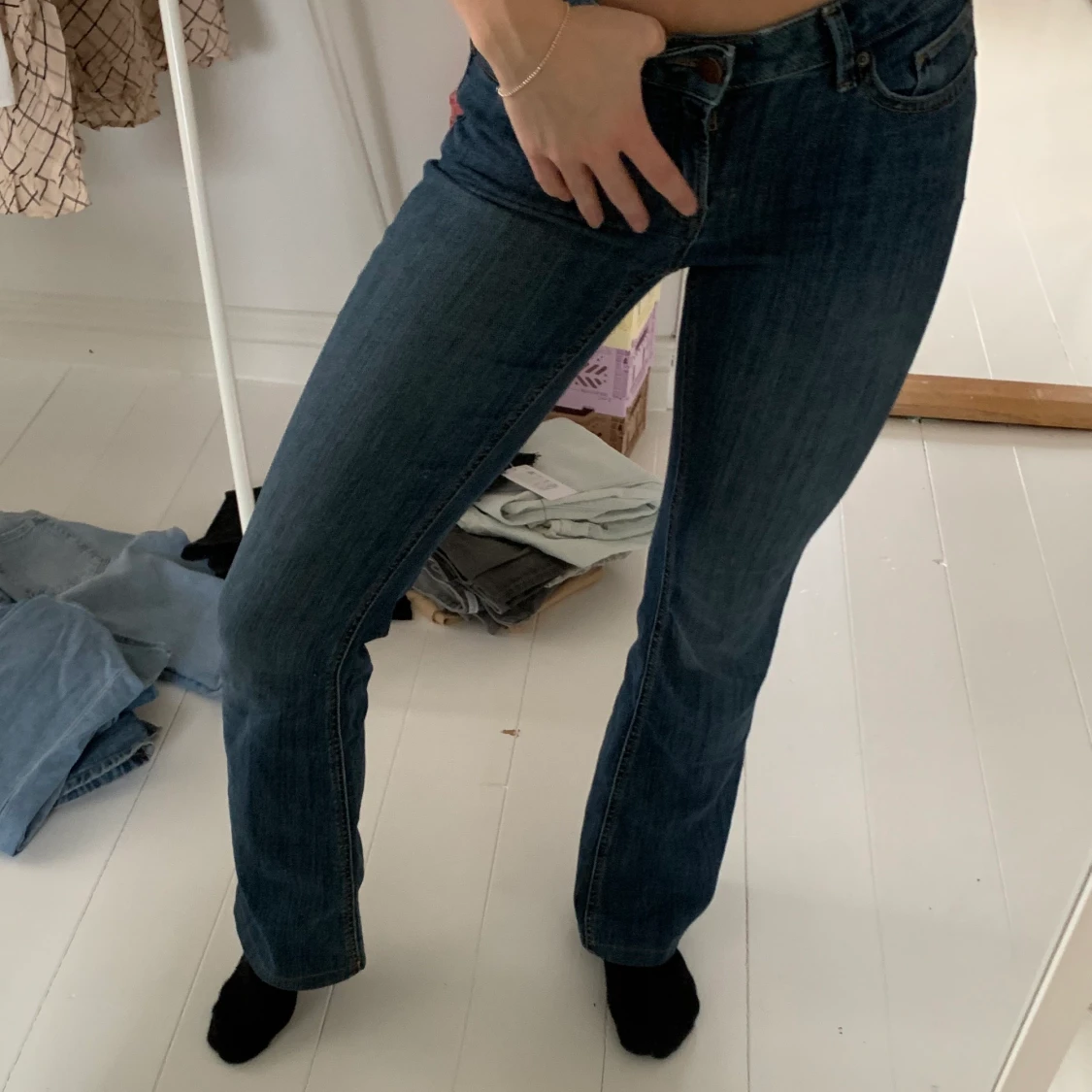 Low Wait Jeans  - 90