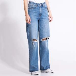 Laget 157 jeans ”BOULEVARD” i mycket bra skick. Storlek XS. Köp för 75 kr + frakt, nypris 300 kr☺️ hör av dig för mer info!