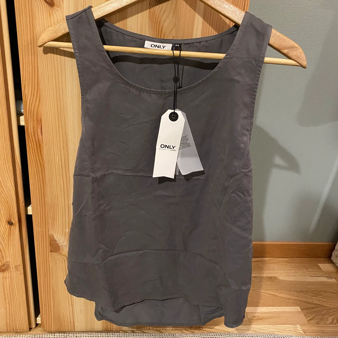 Nytt Linne från Only storlek XS - 90