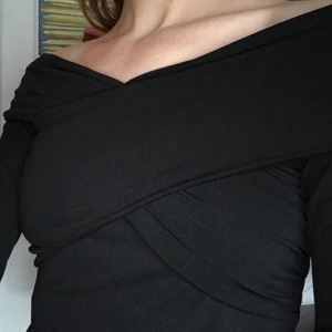 Off-shoulder topp XS/S - Aldrig använt denna. Dock klippt av lapparna. 