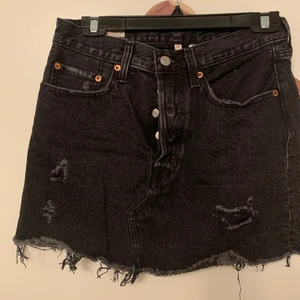 Levis kjol levi’s - Storlek 27