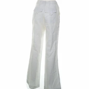 Linnebyxor med bakfickor - Perfekta linnebyxor med fickor bak. Långa passar en 36 😇