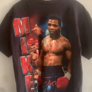 Marino morwood tee - Använd få gånger, storlek M