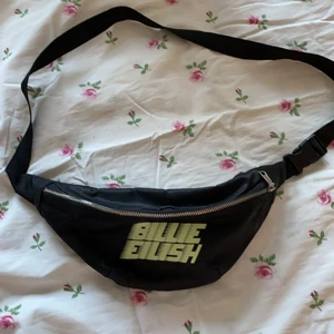 Billie elish magväska - Använd 5gånger typ⚡️❤️