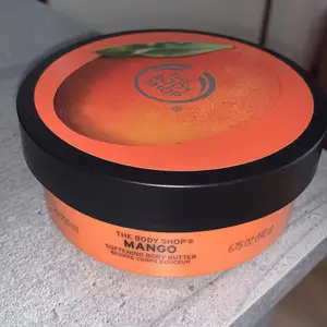 Helt oanvänd kroppslotion från märket The Body Shop i doften mango 200ml (den stora burken) 🥭 