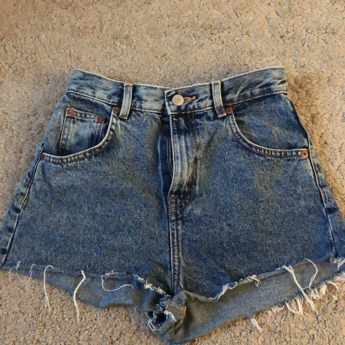 Blå jeansshorts