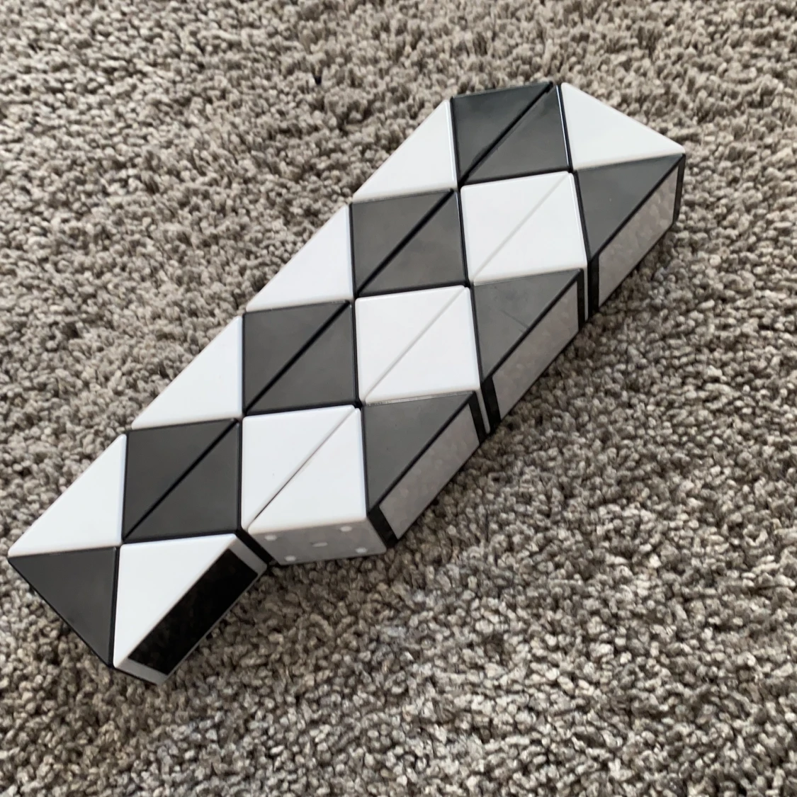 Säljer en snake fidget toy - 91