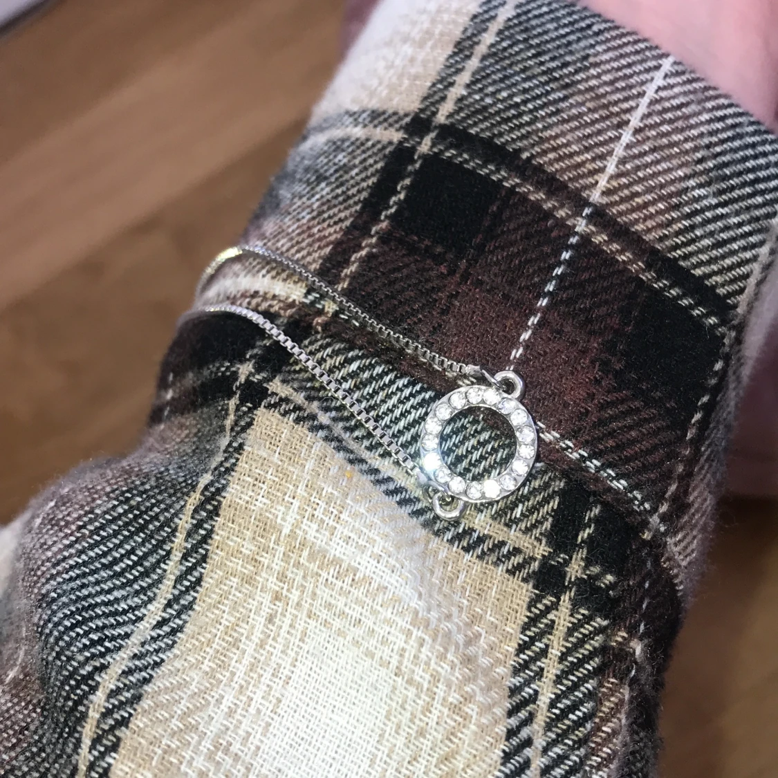 Helt o andvända smycken pga inte min still armband från ur&pen örhängena från glitter  - 90