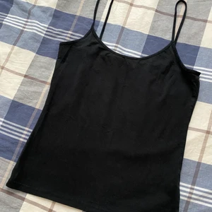 Linne - Gillar inte linnen, fått av en kompis. Aldrig använd