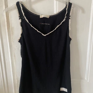 Odd molly linne - Odd molly linne i storelk 2 vilket jag tror är xs/s. Det passar mig bra som är S❤️