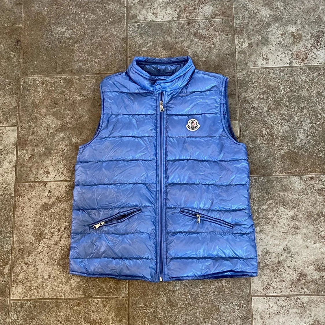 Moncler väst gui