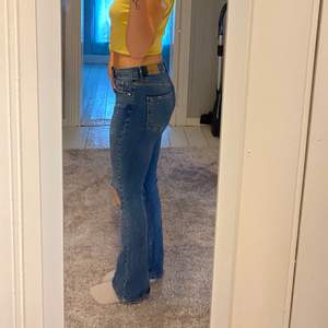 Bootcut jeans från Gina, stl S är 172/173 cm lång 💕 spårbar frakt 66kr