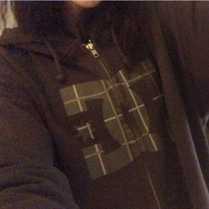 brun DC huvtröja - cool huvtröja