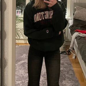 Hoodie stl M - Grön champion hoodie, vintage. Jättefin men kommer tyvärr inte till användning. 