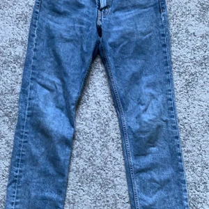 Levis 511 - Bra sjick Levis 511. Snyggt avklippta stl 30 30. Säljer pga för små. 