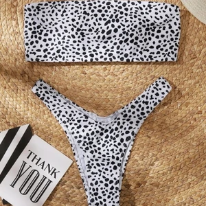 Prickig bikini 🤍 - Säljer denn bikinin från SHEIN, använd en gång🤍 80kr + frakt 