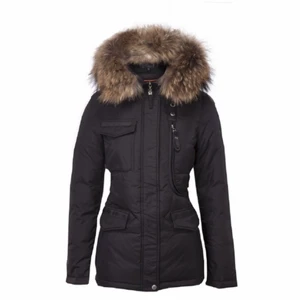 Hollies jacka - Säljer min fina och varma hollies vinterjacka i modellen livigno. Den är äkta och köptes i hollies butiken för 4500kr. Kontakta mig privat för fler bilder och frågor.