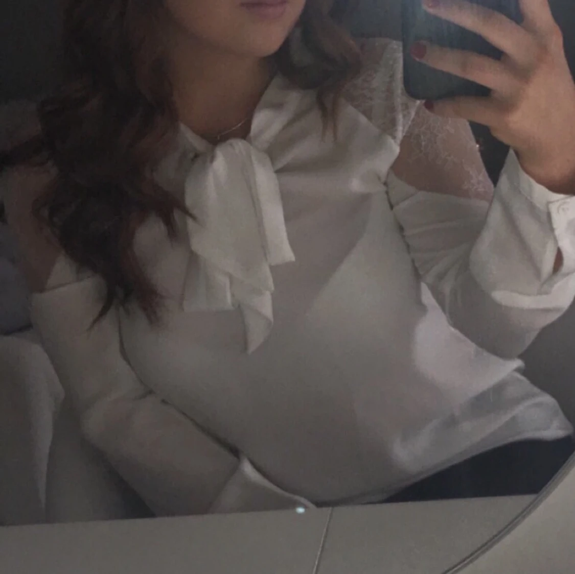 Jättefin vit blus med spets - 91