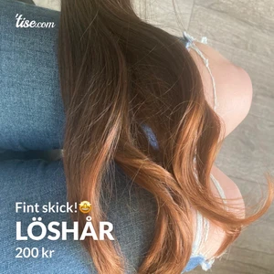 Löshår  - Fint skick, använt 2 gånger då jag bytte hårfärg, håret är syntetiskt. Frakt tillkommer