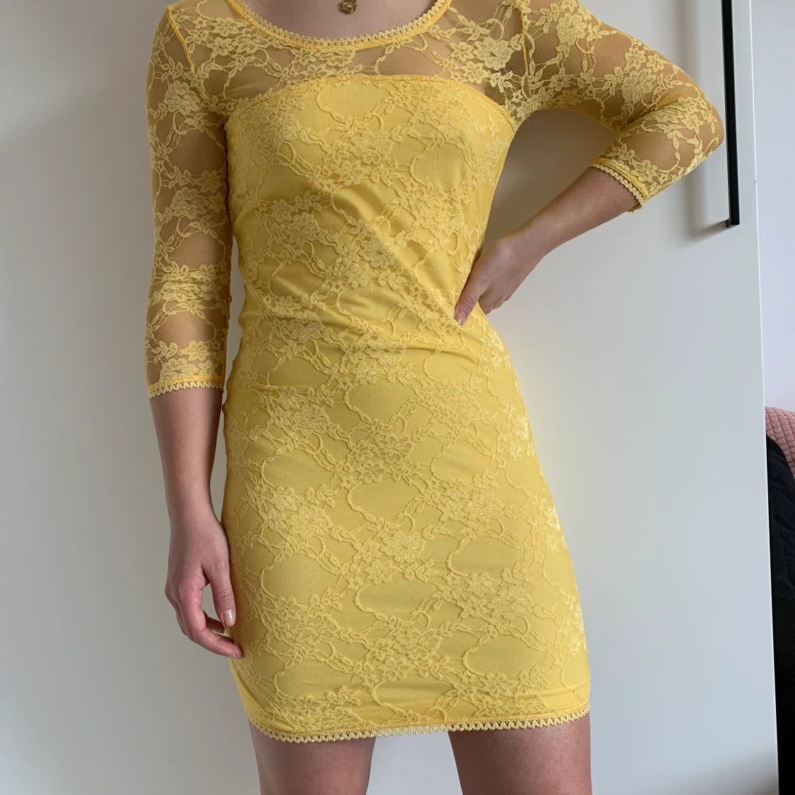 Gul klänning  - 90