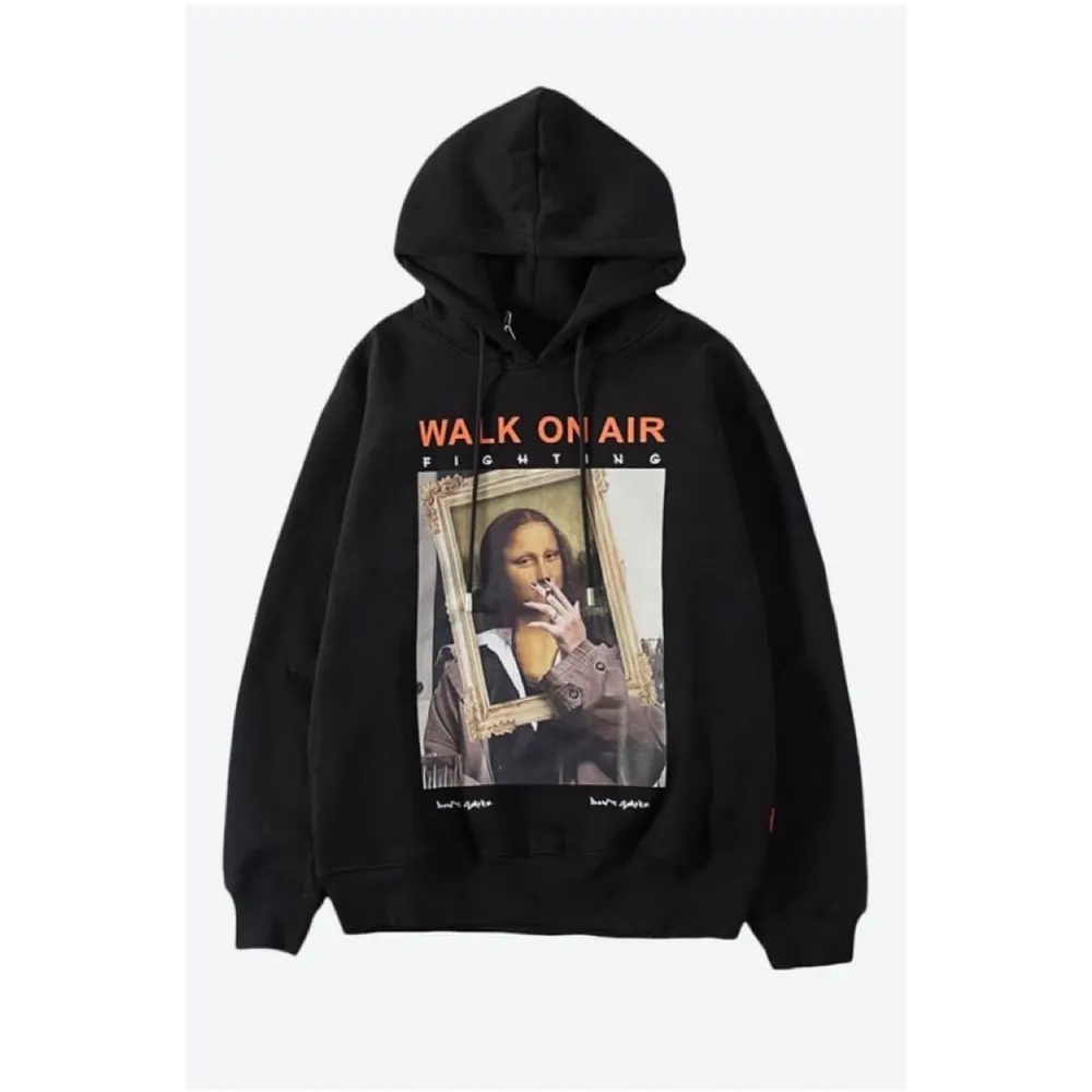 Säljer denna asballa hoodie från streetmärket New Wave Amsterdam. Köpte den för ungefär 1 år sen för 600kr men har endast fått användning för den några gånger. Tjockt mysigt material i bra kvalitet, känns väldigt lyxig! Utan tryck på ryggen. Unisex.❤️. Hoodies.