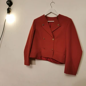 PG kavaj - PG KLÄDER STOCKHOLM Vintage Rosa med guldfärgade knappar