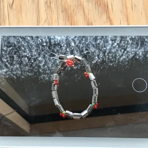  Cherry  Bracelet - Armband som jag gjort själv! Det funkar till allt och är jätteskönt! 