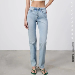 Zara mid Rise  - Säljer dessa populära slutsålda jeans från zara då de inte kommit till någon användning tyvärr. Storlek 38