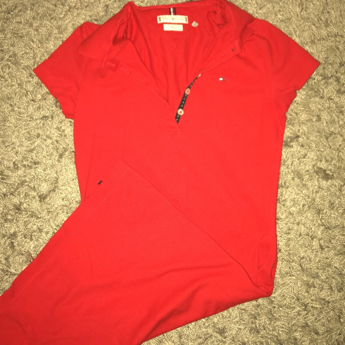 Tommy Hilfiger  - 90