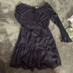 Klänning från hm - Storlek 38