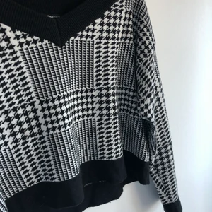 Tröja - En asfin tröja från Gina Tricot!!! Frakt tillkommer💗 