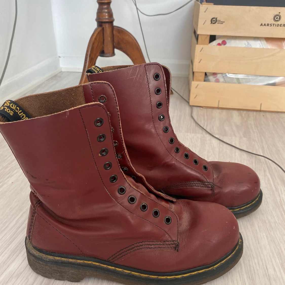 Dr. Martens  - 90