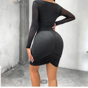 Klänning  - Aldrig använt 