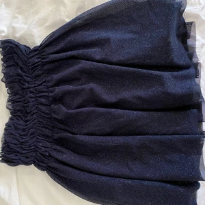 Kjol - Glittrig kjol, fin till hösten