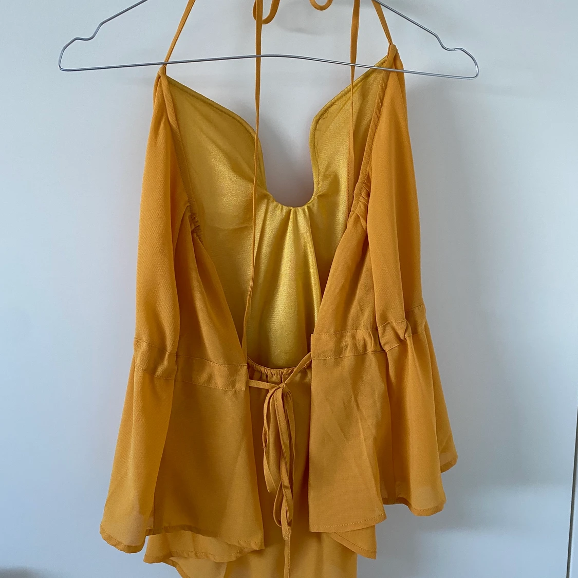 Gult knytlinne  - 90