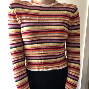 ZARA Topp 😍❤️ - Fin färgglad topp i serien ZARA KNIT ! ❤️ hur snygg som helst och oanvänd ☺️ 