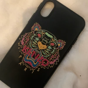 Kenzo skal iPhone xs/x - Kenzo skal i bra skick, IPhone xs/x (pris kan diskuteras)