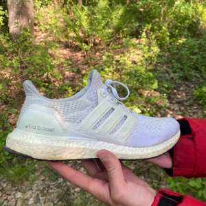 Adidas Sneakers 42 - Utan innersula tyvärr