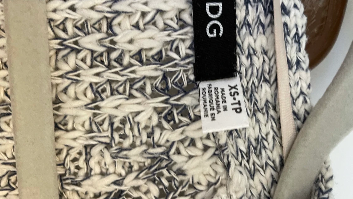 Grå skön kofta med fickor - 90