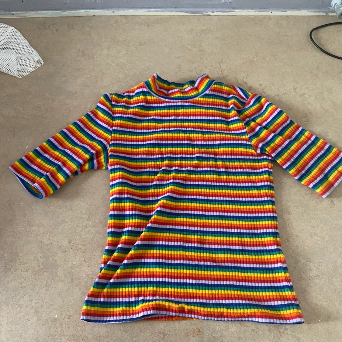 Regnbågs tröja - 90
