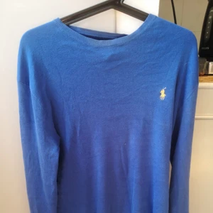 Ralph Lauren tröja M - Ralph Lauren tröja slim fit. Använt skick. 