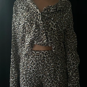 Pyjamas - Skitsnygg pyjamas som kan användas som ”vanliga” kläder.