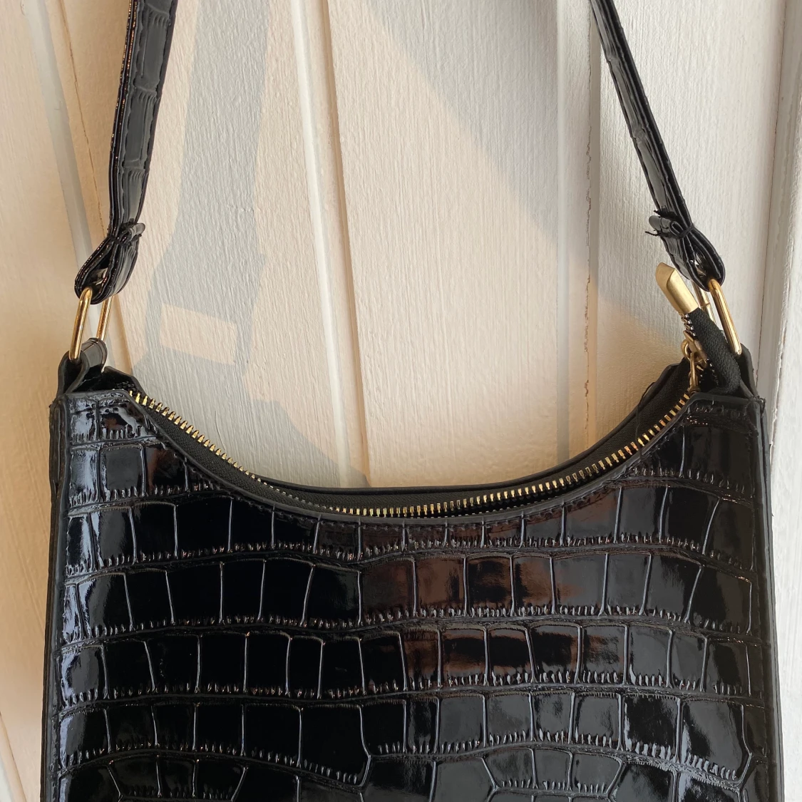 Svart axelväska - 90