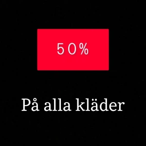 REA - Alla kläder säljs nu för halva priset!