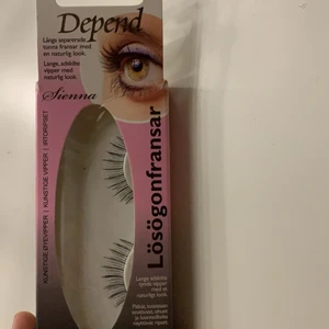 Lösögonfransar  - Säljs pågrund av att jag aldrig kommer använda dom! Pris 15kr+12kr frakt! har du frågor så skriv!