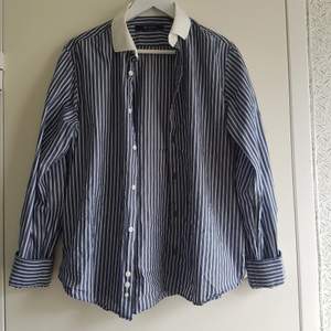OAS frotté tröja - Skjortor | Plick Second Hand
