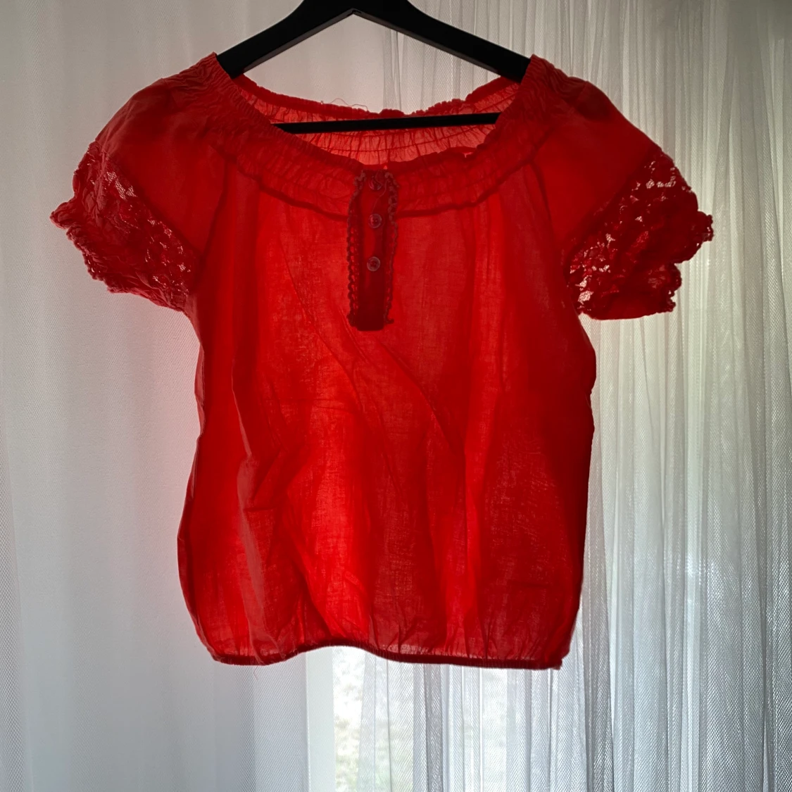 Söt persika/orangefärgad topp strl 34/36 - 90