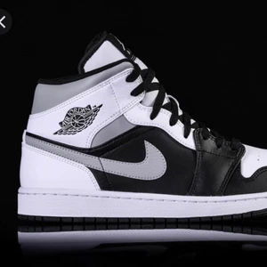 Nike skor  - Nästan helt oanvända.