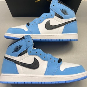 Jordan 1 University Blue   - Helt nya Jordan 1 University Blue ps 
