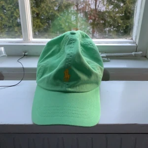 keps  - Polo Ralph Lauren keps, aldrig använd. säljes pga ingen användning 
